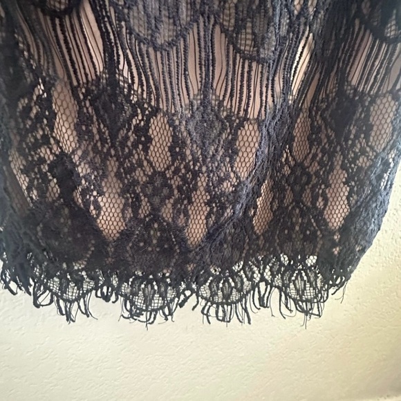 Rachael & Chloe Womens Sm Medium
Dress Black Beige Lace Overlay Long
Fringed Hem - Picture 5 of 7